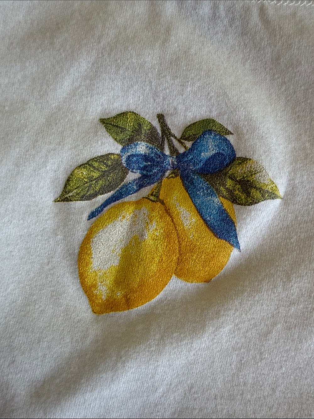 Originality White T shirt - Small - Picture 3 of 4